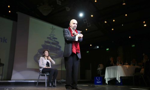 Spettacolo di mentalismo con il business mentalist Darus